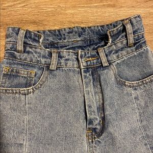 Cropped jean